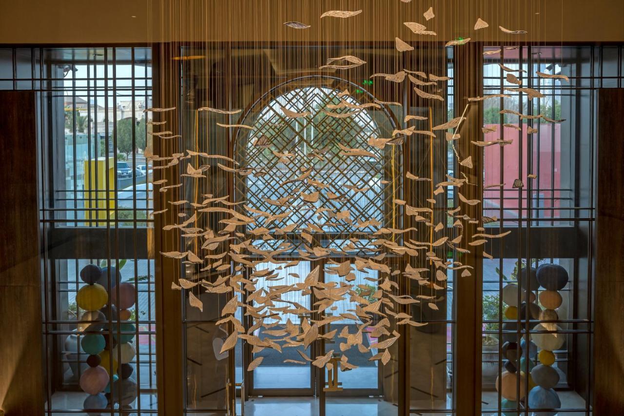 Jareed Hotel Riadh Exterior foto The sculpture in 2011