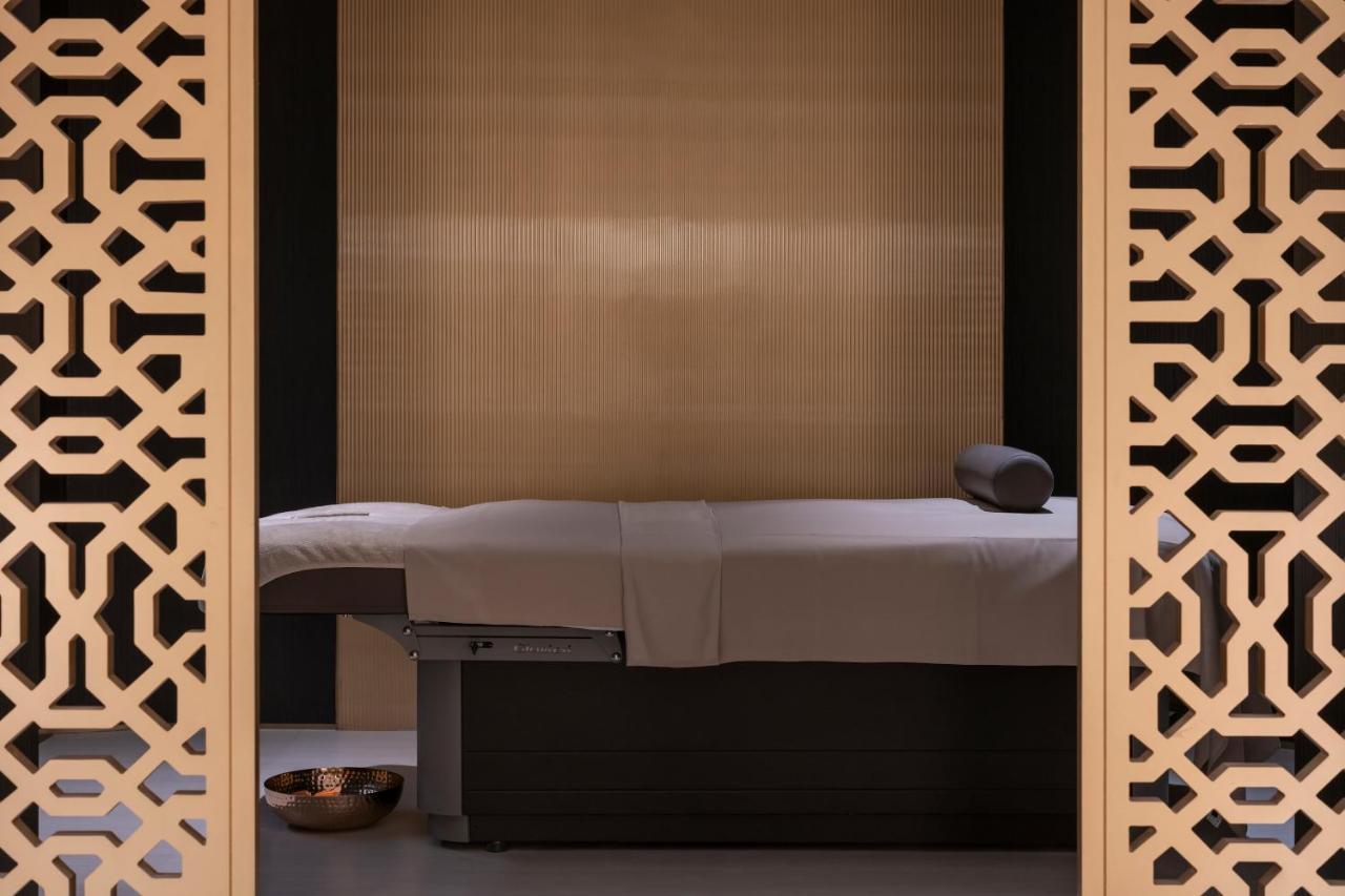 Jareed Hotel Riadh Exterior foto A massage bed